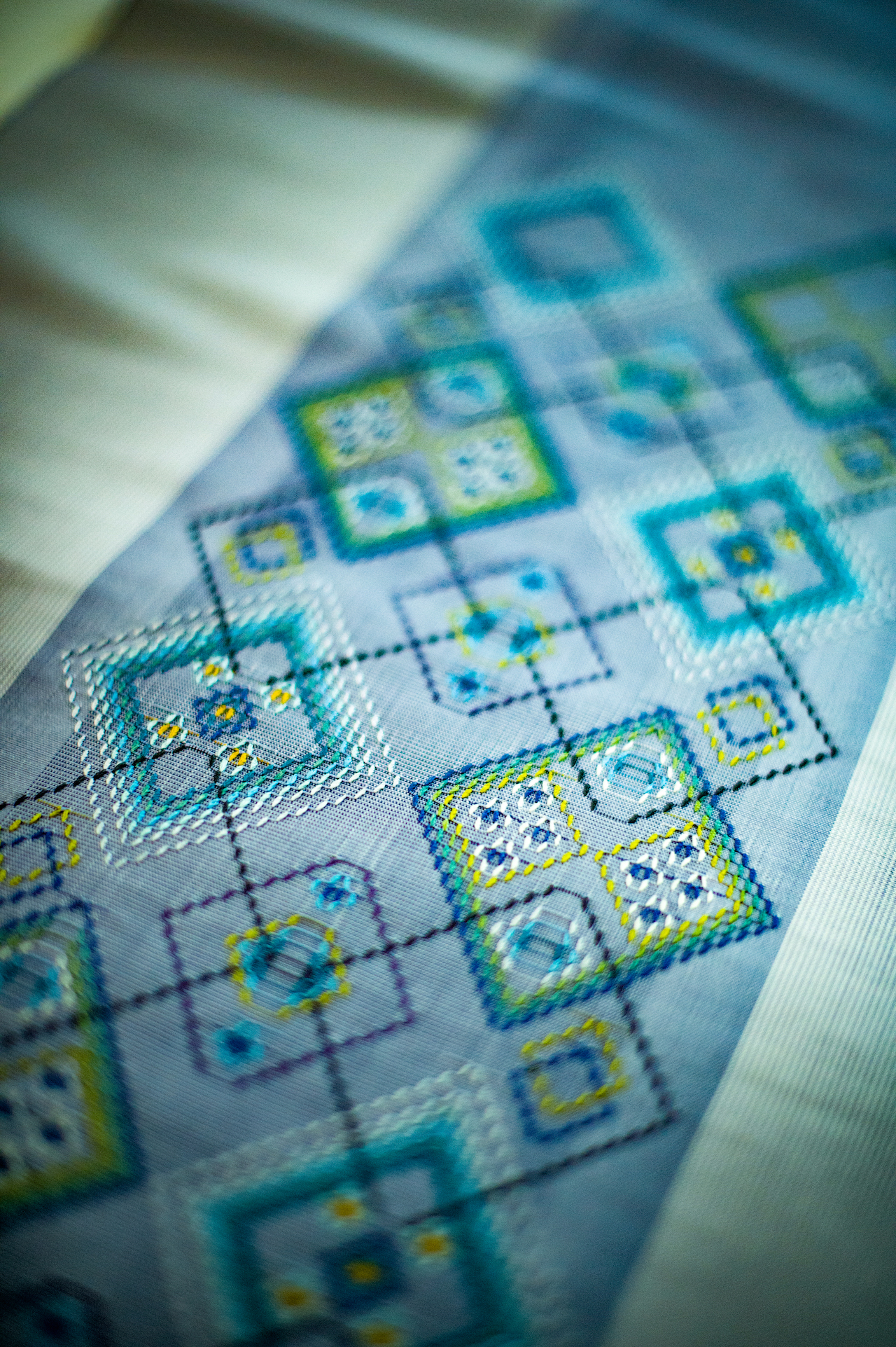 首里織」琉球王国の時代から織り継がれる美しい織物たち – オリオン
